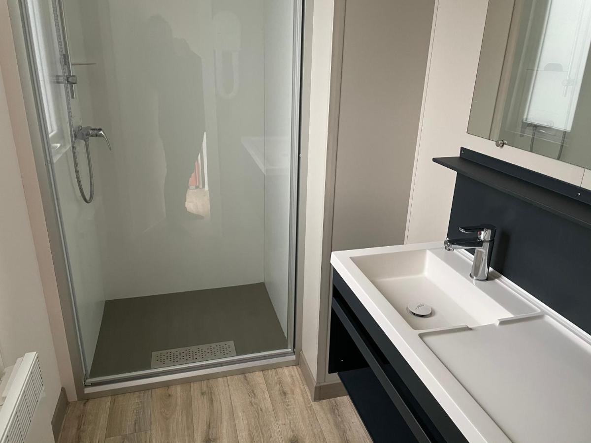Mobilhome tout confort R10 domaine de lanniron Quimper Extérieur photo