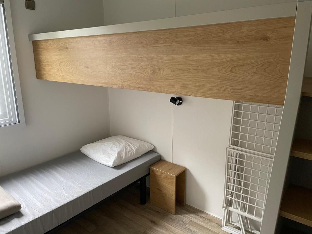 Mobilhome tout confort R10 domaine de lanniron Quimper Extérieur photo